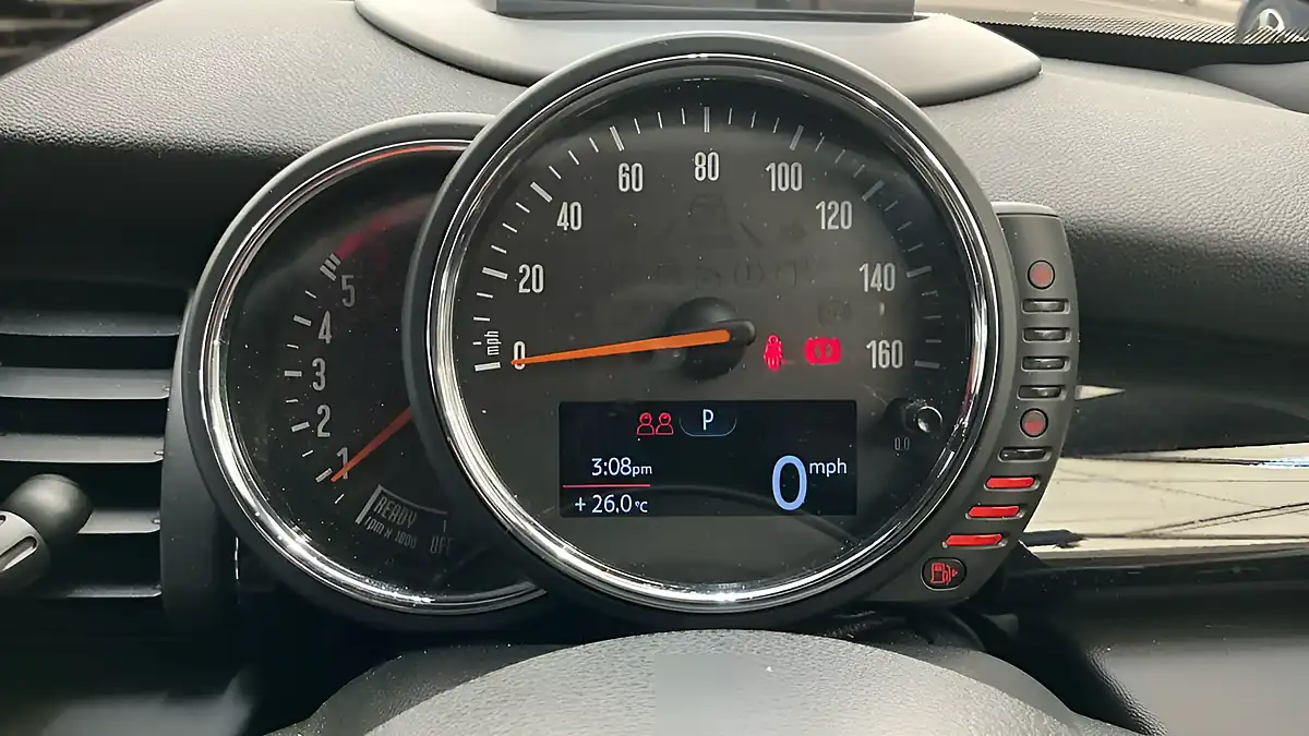 Used 2017 MINI Hatch Cooper Silver - Interior and Exterior details 10