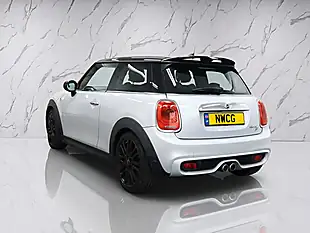 Used 2017 MINI Hatch Cooper Silver - Interior and Exterior details 4