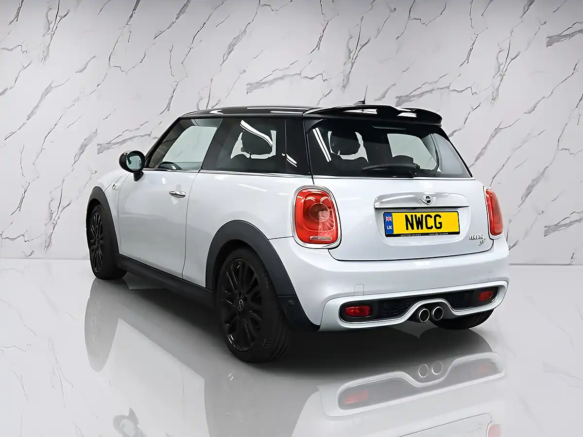 Used 2017 MINI Hatch Cooper Silver - Interior and Exterior details 4