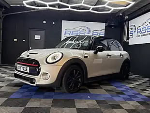 Used 2017 MINI Hatch Cooper Silver - Interior and Exterior details 10