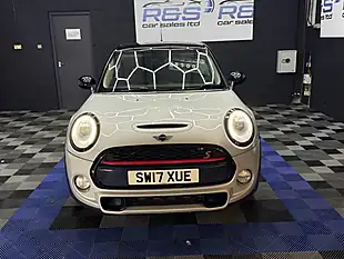 Used 2017 MINI Hatch Cooper Silver - Interior and Exterior details 3