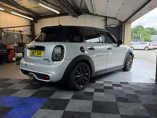Used 2017 MINI Hatch Cooper Silver - Interior and Exterior details 7