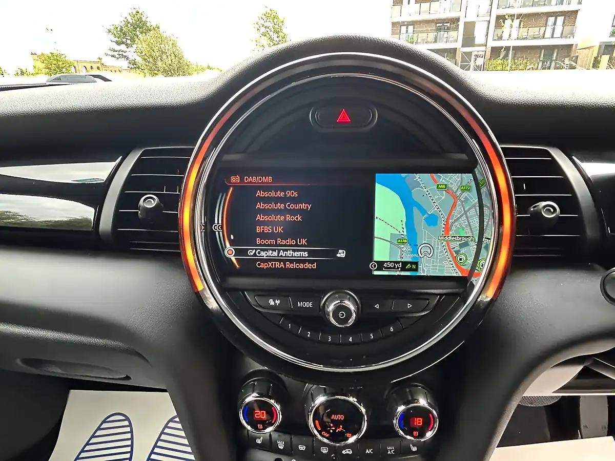 Used 2017 MINI Hatch Cooper Silver - Interior and Exterior details 18