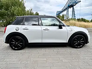 Used 2017 MINI Hatch Cooper Silver - Interior and Exterior details 7