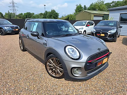 2017 MINI Hatch Cooper 1.5
