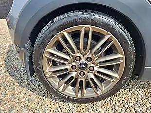 Used 2017 MINI Hatch Cooper Silver - Interior and Exterior details 10