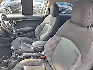 Used 2017 MINI Hatch Cooper Silver - Interior and Exterior details 2