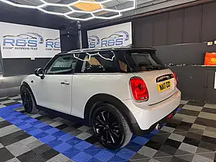 Used 2017 MINI Hatch Cooper Silver - Interior and Exterior details 6