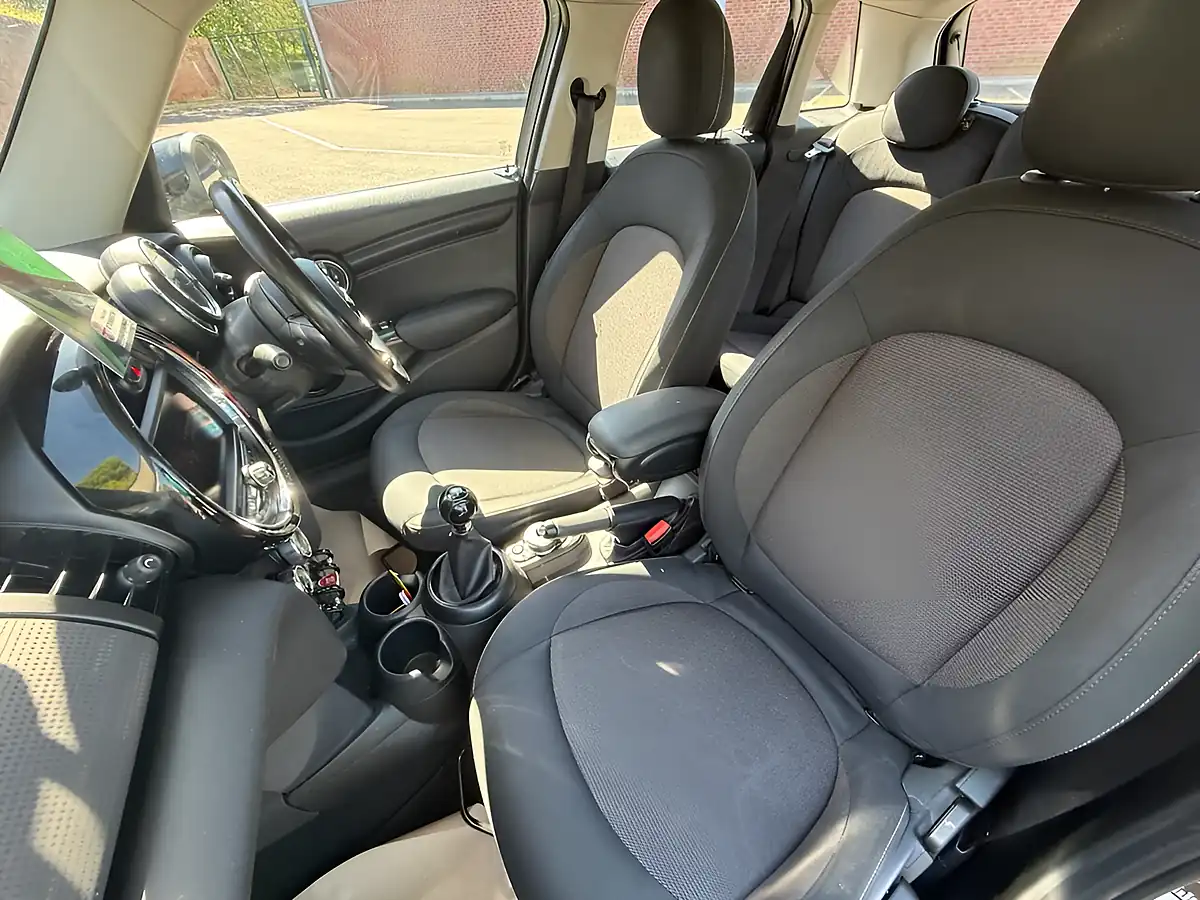 Used 2017 MINI Hatch Cooper Silver - Interior and Exterior details 20