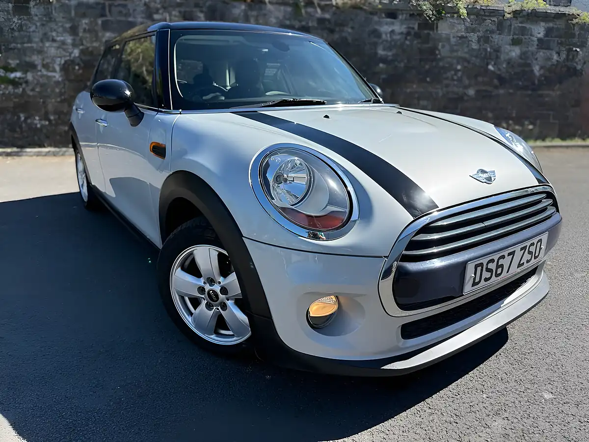 Used 2017 MINI Hatch Cooper Silver - Interior and Exterior details 3