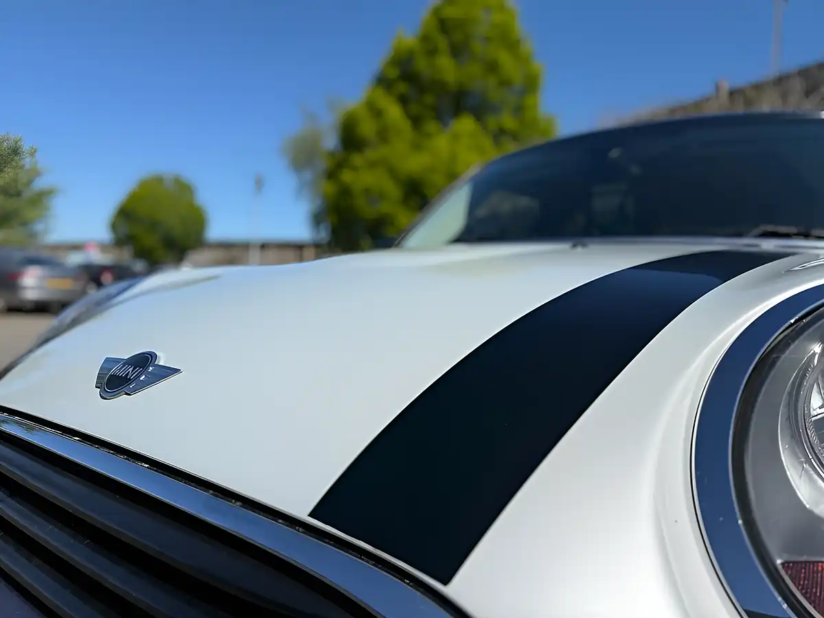 Used 2017 MINI Hatch Cooper Silver - Interior and Exterior details 4