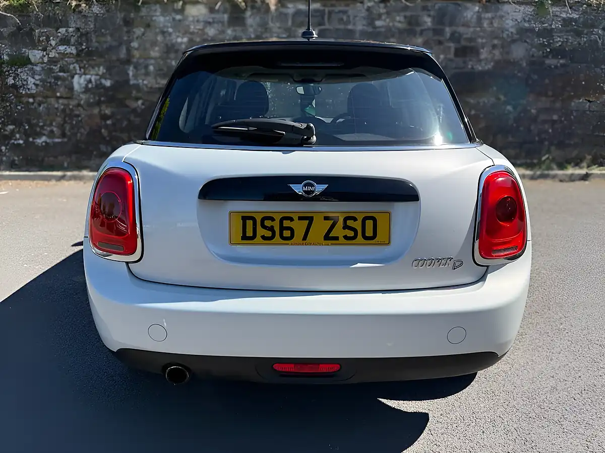 Used 2017 MINI Hatch Cooper Silver - Interior and Exterior details 8