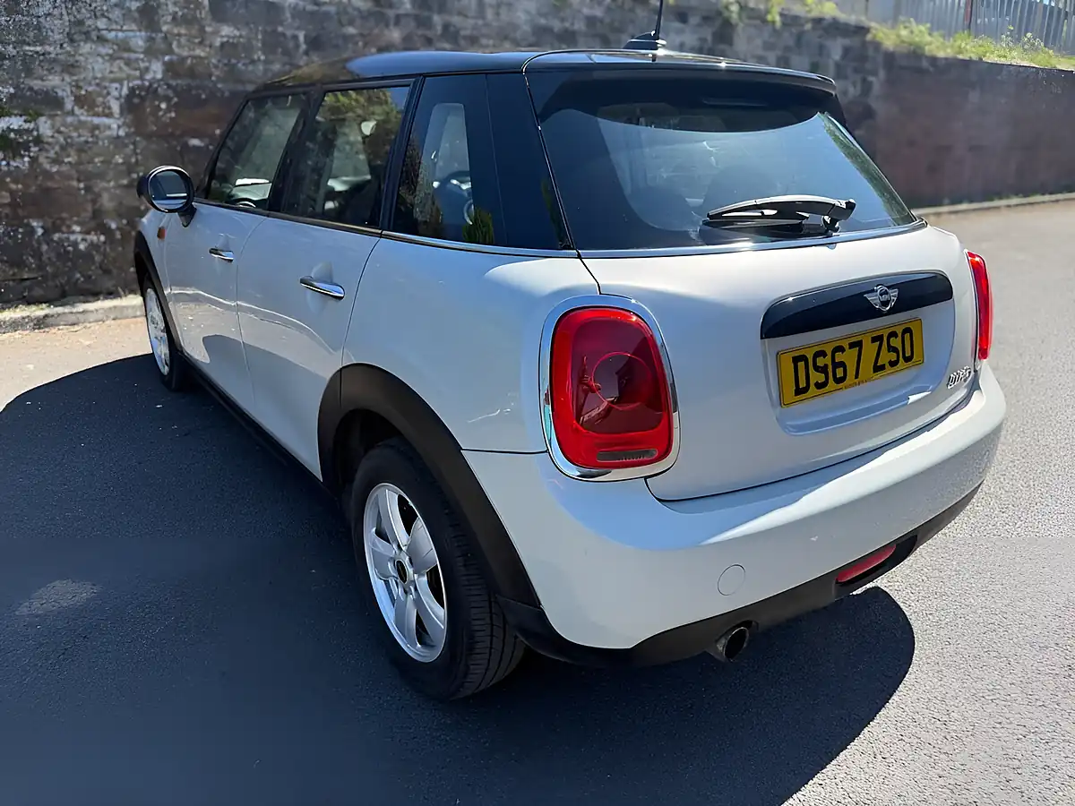 Used 2017 MINI Hatch Cooper Silver - Interior and Exterior details 9