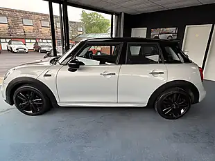 Used 2017 MINI Hatch Cooper Silver - Interior and Exterior details 11
