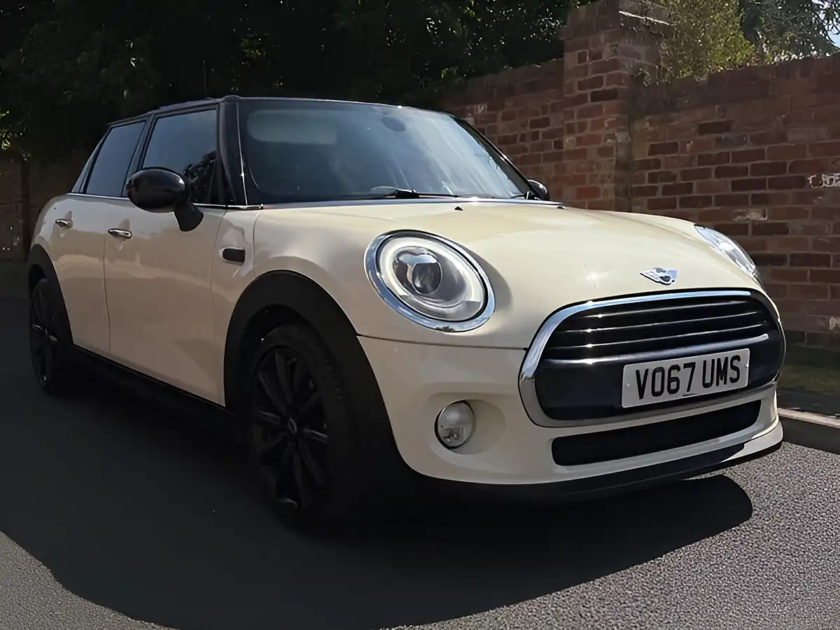 Used 2017 MINI Hatch Cooper White - Interior and Exterior details 2