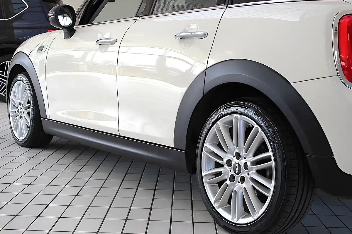 Used 2017 MINI Hatch Cooper White - Interior and Exterior details 18
