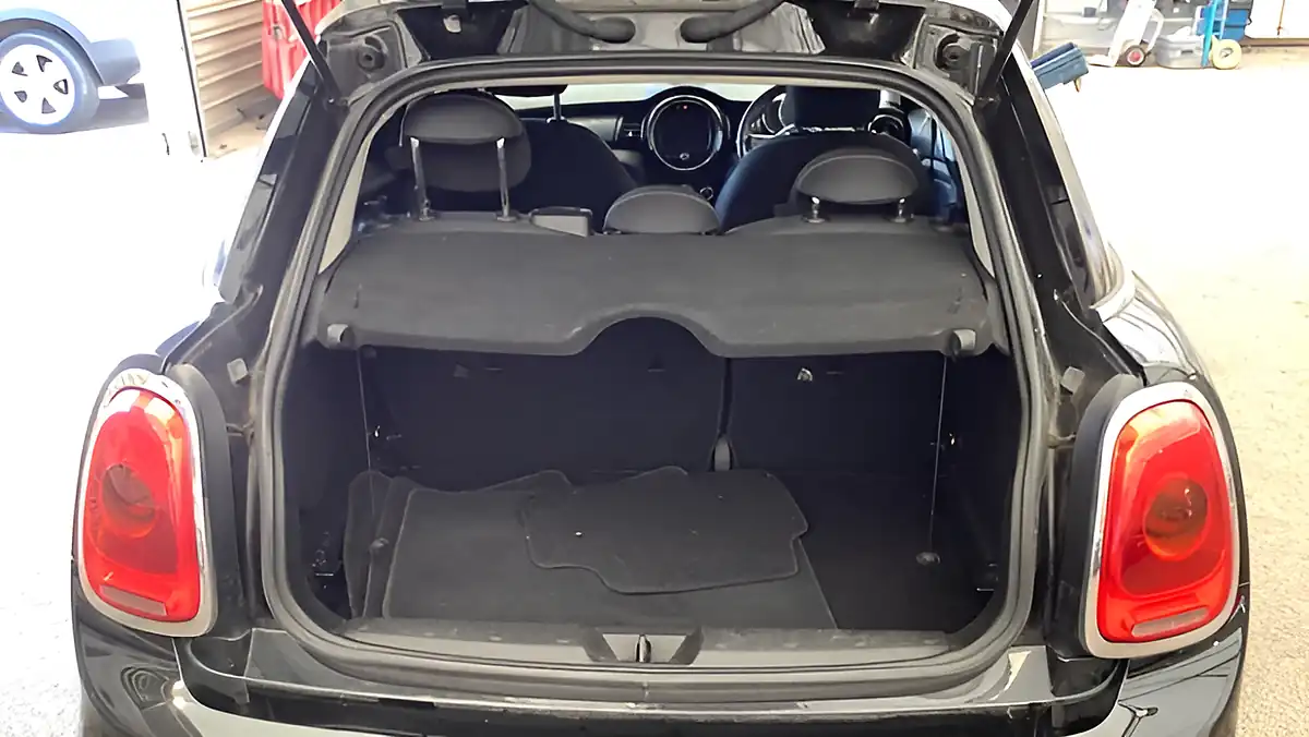 Used 2017 MINI Hatch Jkw Sport Pack Black - Interior and Exterior details 10