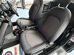 Used 2017 MINI Hatch One Black - Interior and Exterior details 14