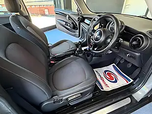 Used 2017 MINI Hatch One Grey - Interior and Exterior details 13