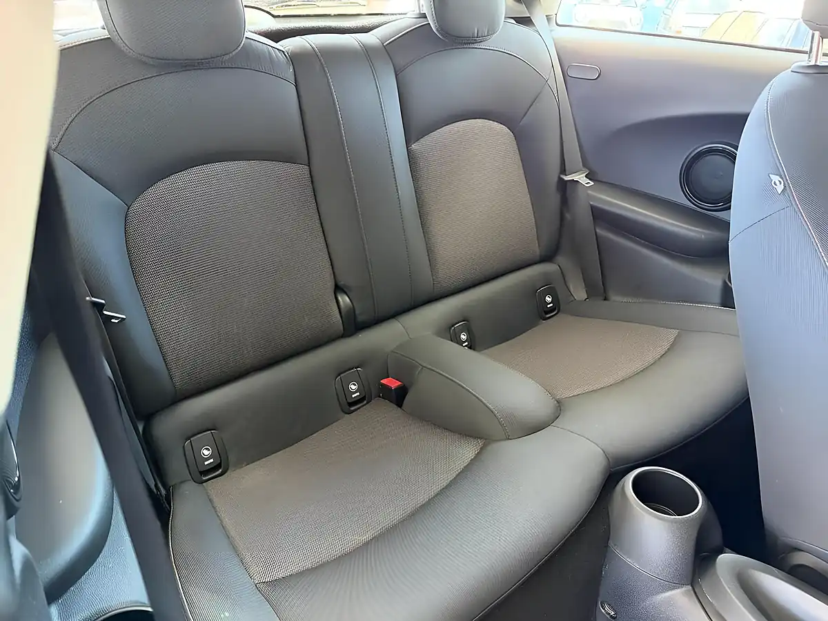 Used 2017 MINI Hatch One Grey - Interior and Exterior details 15