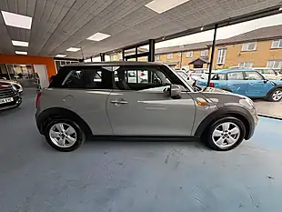Used 2017 MINI Hatch One Grey - Interior and Exterior details 2
