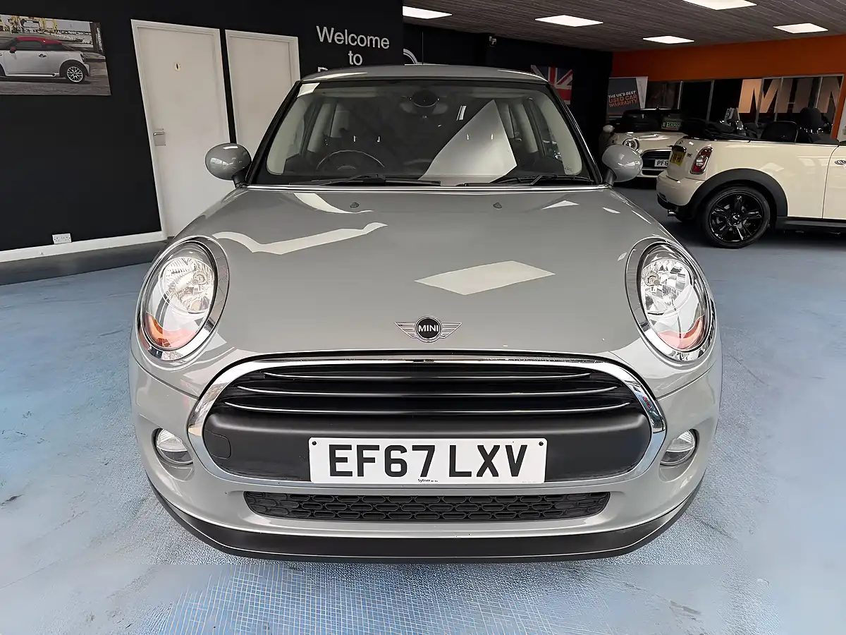 Used 2017 MINI Hatch One Grey - Interior and Exterior details 4