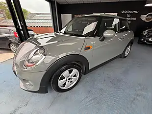 Used 2017 MINI Hatch One Grey - Interior and Exterior details 6