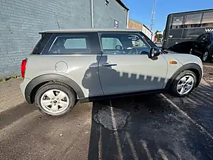 Used 2017 MINI Hatch One Grey - Interior and Exterior details 13