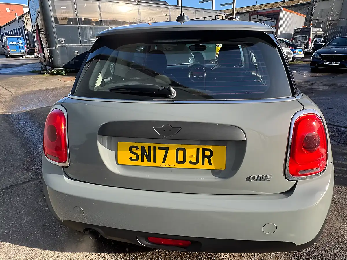 Used 2017 MINI Hatch One Grey - Interior and Exterior details 16