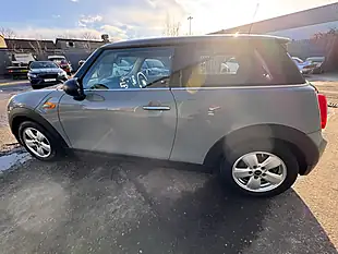 Used 2017 MINI Hatch One Grey - Interior and Exterior details 19