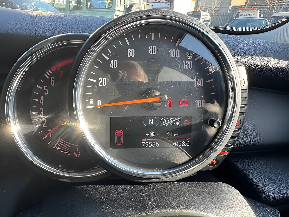 Used 2017 MINI Hatch One Grey - Interior and Exterior details 2