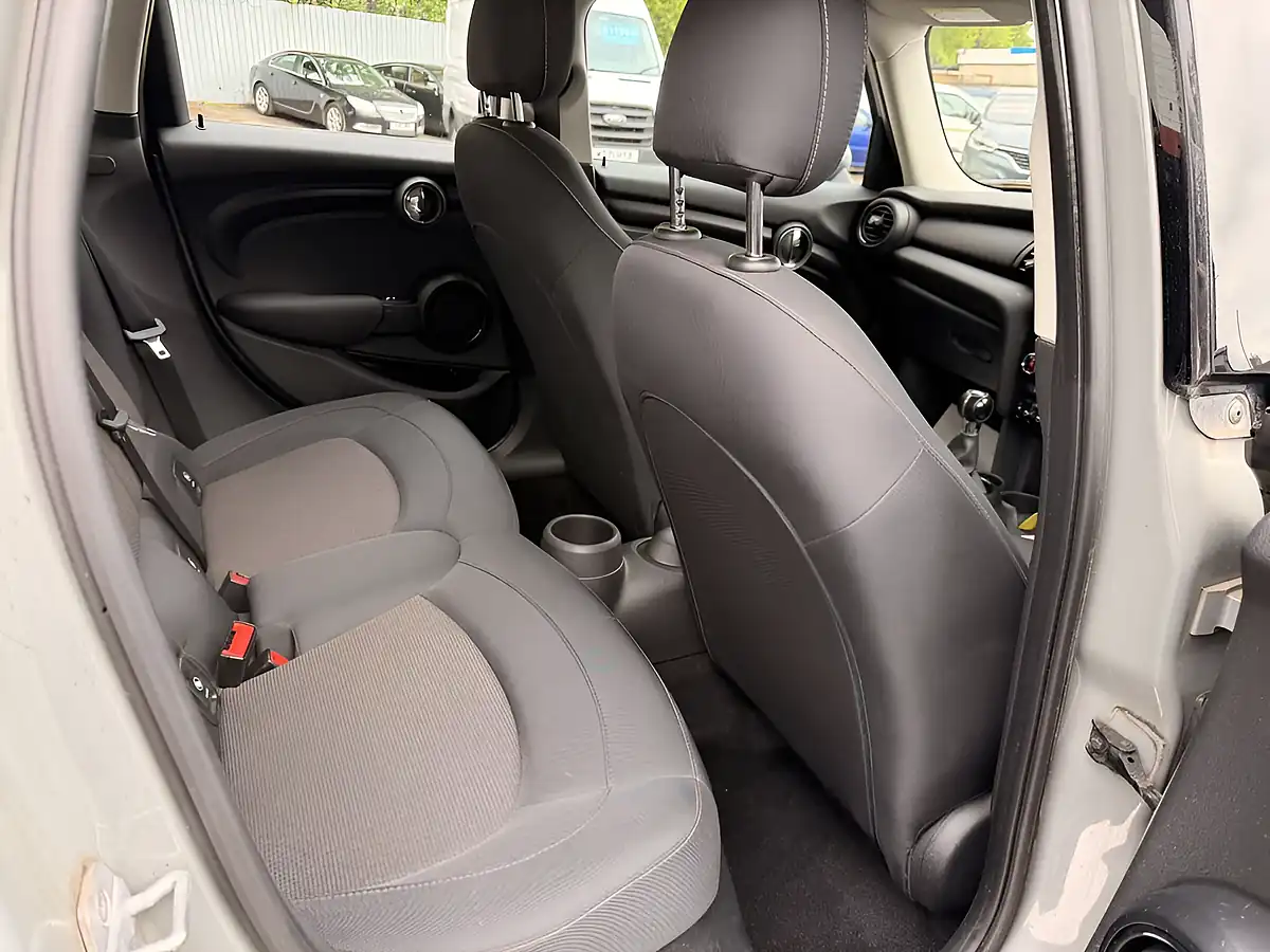 Used 2017 MINI Hatch One Grey - Interior and Exterior details 18