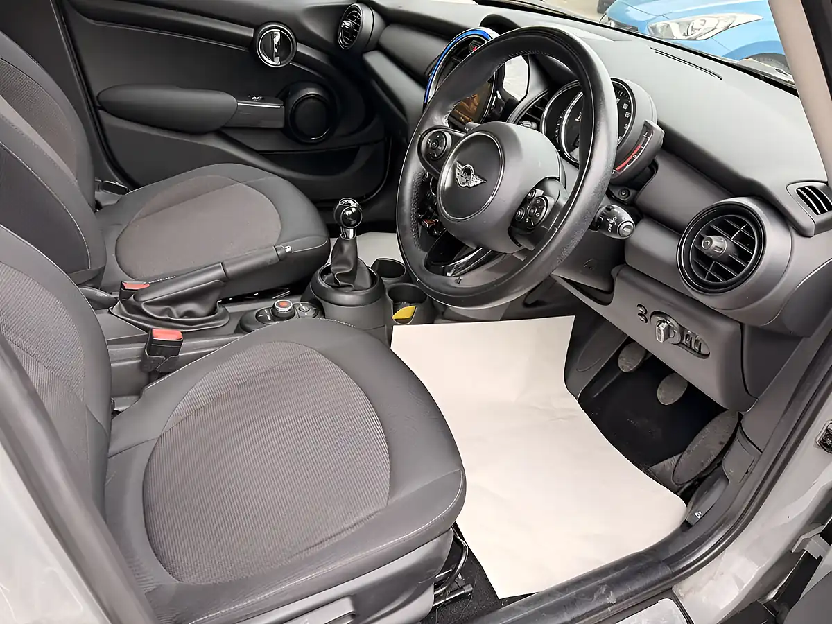 Used 2017 MINI Hatch One Grey - Interior and Exterior details 19
