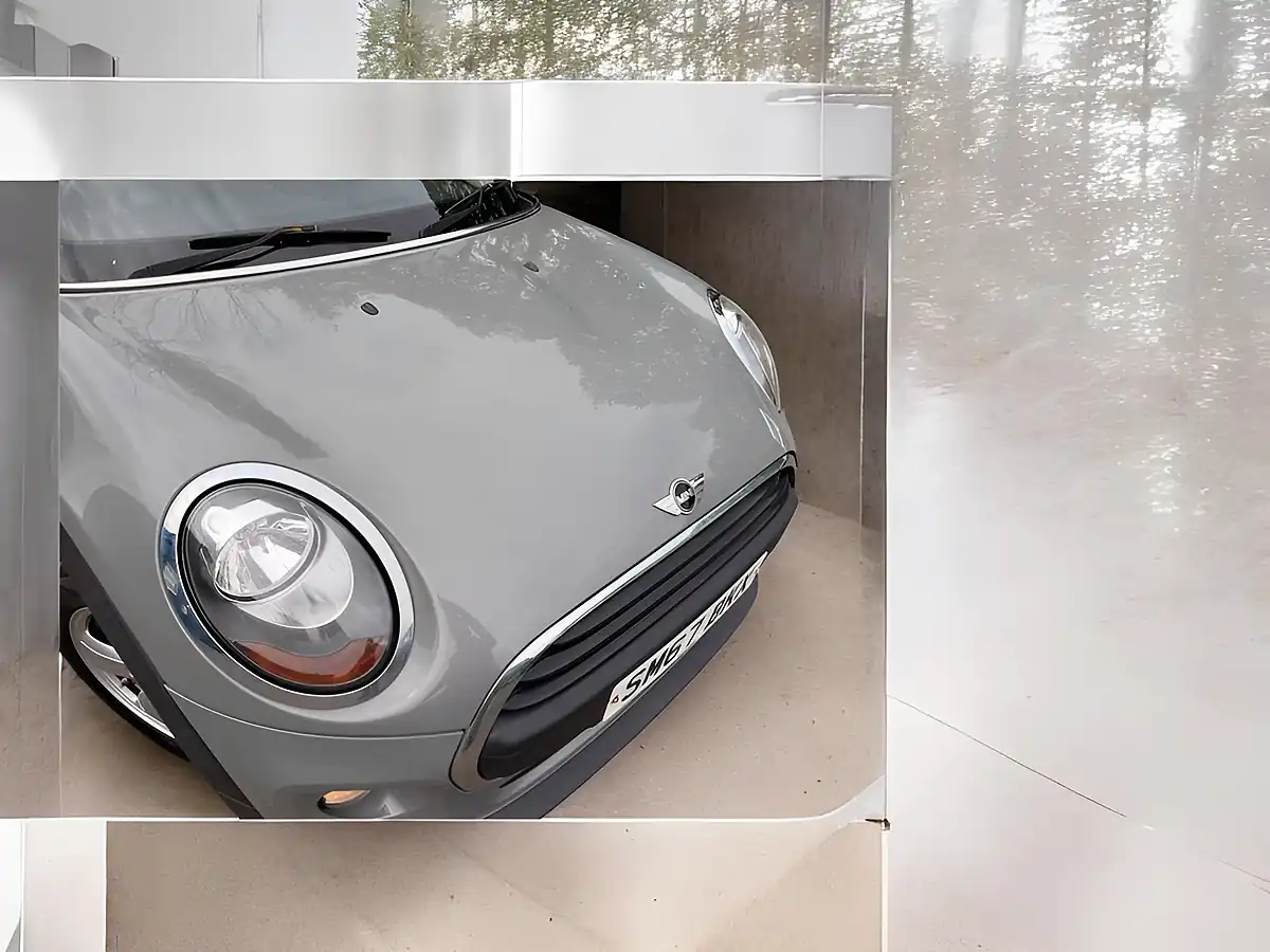 Used 2017 MINI Hatch One Grey - Interior and Exterior details 9