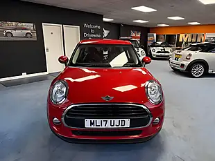 Used 2017 MINI Hatch One Red - Interior and Exterior details 4