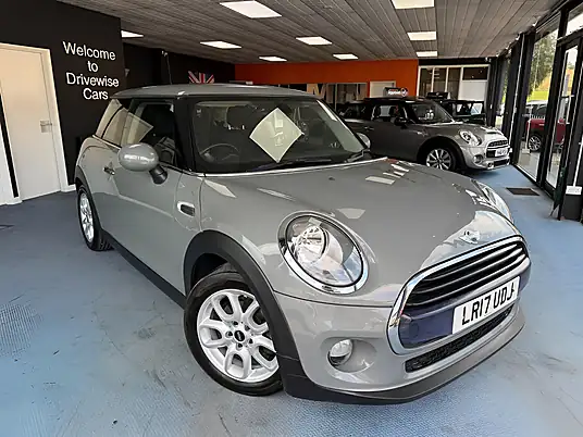 2017 MINI Hatch 1.5 Cooper D