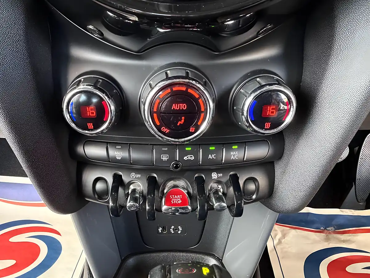 Used 2017 MINI Hatch Pepper Pack Grey - Interior and Exterior details 16