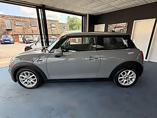 Used 2017 MINI Hatch Pepper Pack Grey - Interior and Exterior details 6