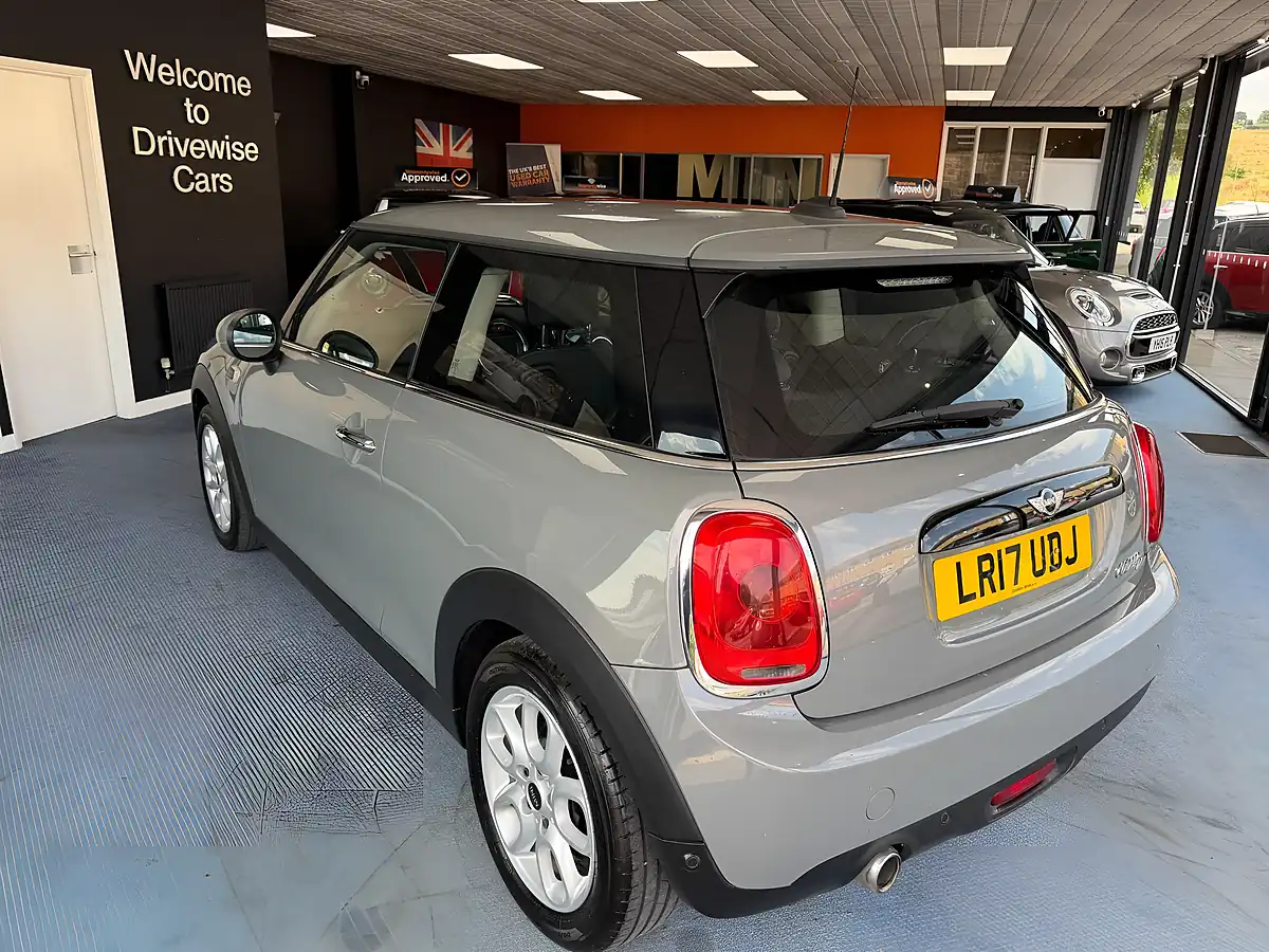 Used 2017 MINI Hatch Pepper Pack Grey - Interior and Exterior details 7