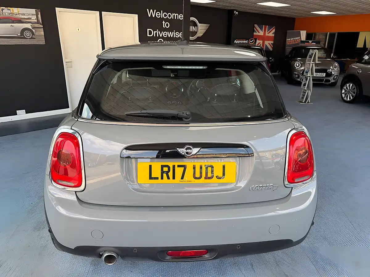 Used 2017 MINI Hatch Pepper Pack Grey - Interior and Exterior details 8