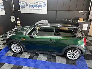 Used 2017 MINI Hatchback Cooper British Racing Green - Interior and Exterior details 17