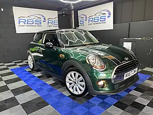 Used 2017 MINI Hatchback Cooper British Racing Green - Interior and Exterior details 4