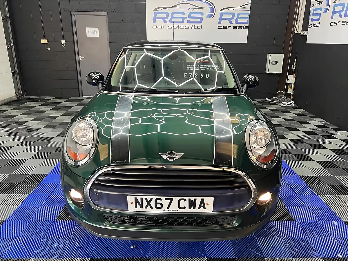 Used 2017 MINI Hatchback Cooper British Racing Green - Interior and Exterior details 6