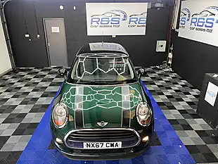 Used 2017 MINI Hatchback Cooper British Racing Green - Interior and Exterior details 7