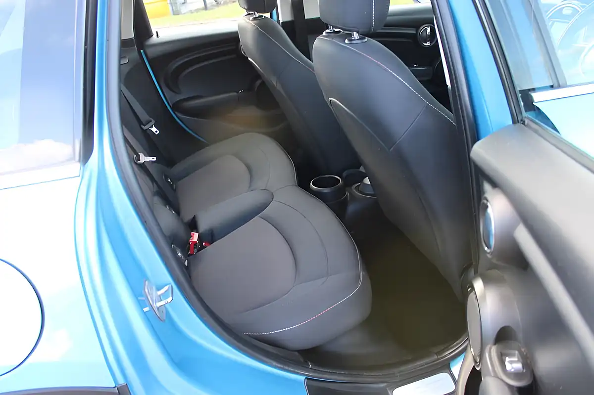 Used 2017 MINI Hatchback Cooper Electric Blue Metallic - Interior and Exterior details 11