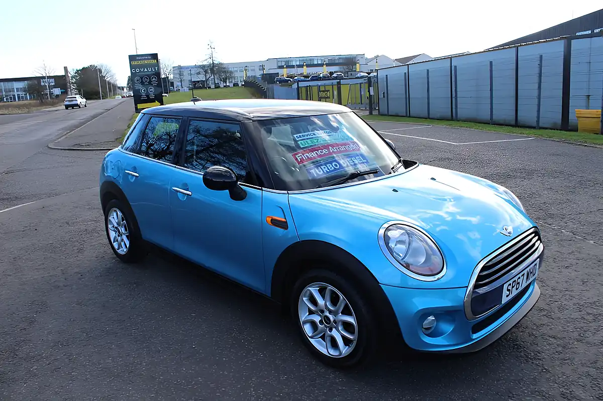 Used 2017 MINI Hatchback Cooper Electric Blue Metallic - Interior and Exterior details 3