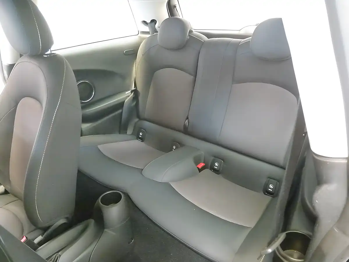Used 2017 MINI One One Black - Interior and Exterior details 15