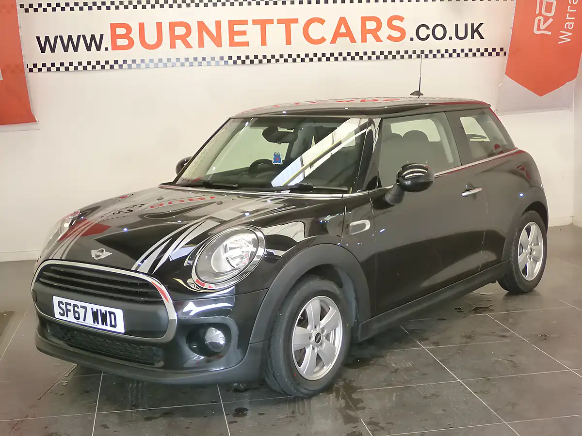 Used 2017 MINI One One Black - Interior and Exterior details 2