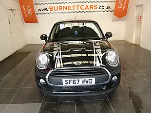 Used 2017 MINI One One Black - Interior and Exterior details 4
