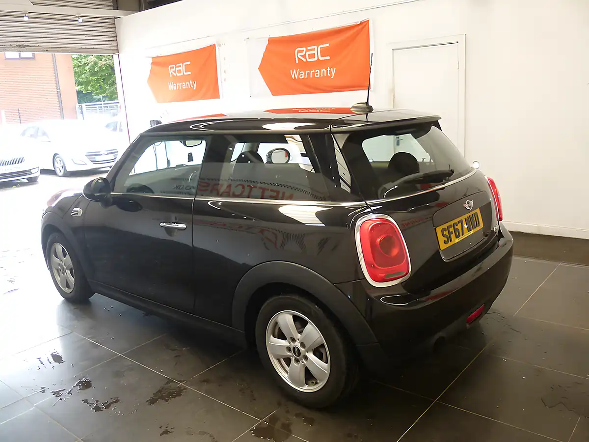 Used 2017 MINI One One Black - Interior and Exterior details 6